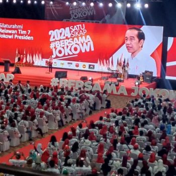 Jokowi saat berpidato di silaturahmi Relawan Tim 7. (Wildan Noviansah /detikcom)